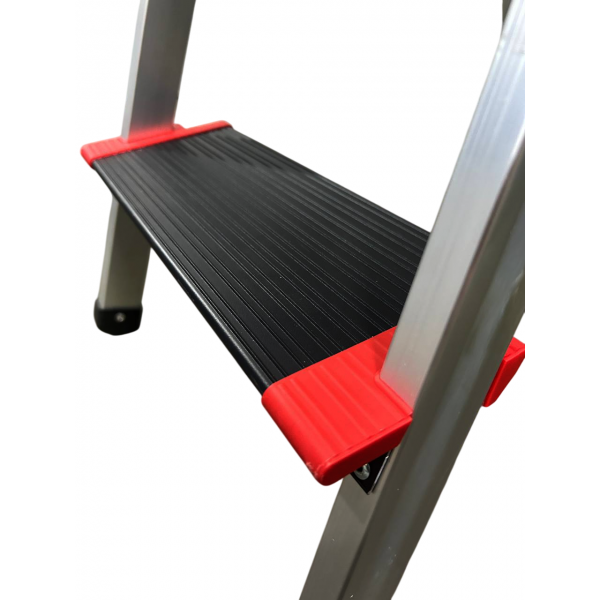 Стремянка 4сх. верх.вс.-0,86м KMH0104BP, ступеньки 13см., анодированный алюминий