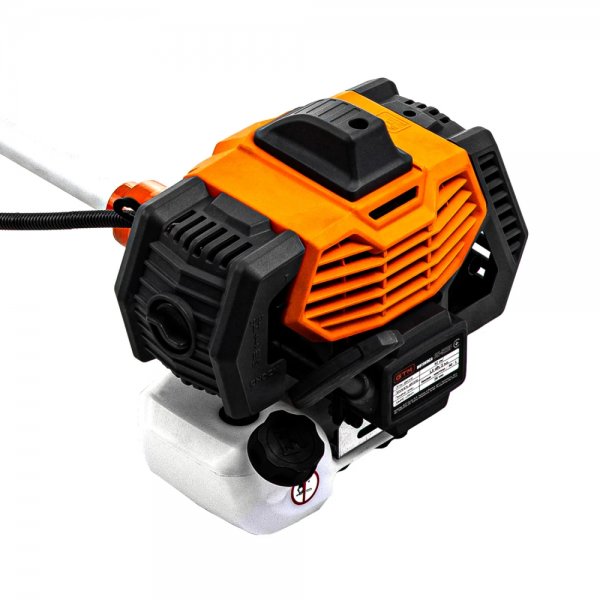 Бензиновая мотокоса GTM CN430F 1.35 кВт с ножом и косильной головкой Tap'n'Go Бензиновая мотокоса GTM CN430F 1.35 кВт с ножом и косильной головкой Tap'n'Go